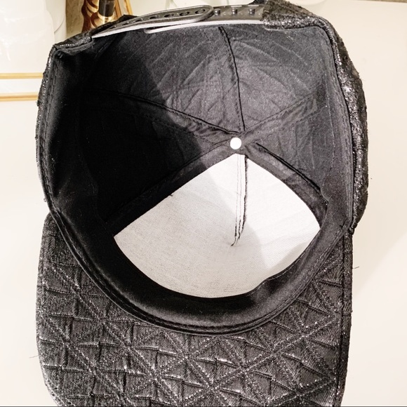 Forever 21 Black Metallic Cap - Picture 6 of 6